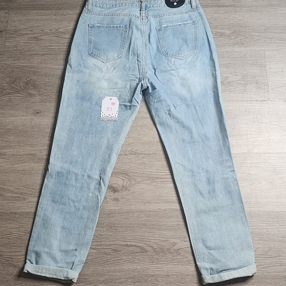 Light Wash Distressed Ripped Denim Jeans - Picture 10 of 10
